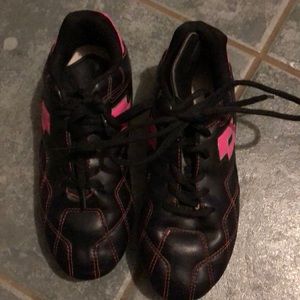Girls size 2 soccer cleats